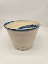 Load image into Gallery viewer, Marbled Bowl